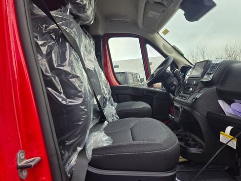 New 2025 RAM ProMaster 1500 w/ Convenience Group image 5