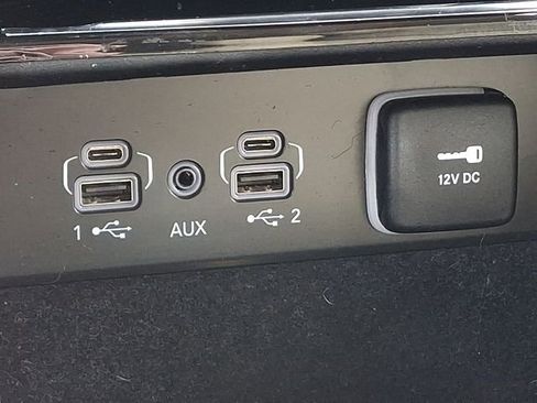 Used 2021 Jeep Grand Cherokee L Limited AWD/4WD image 27