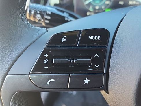 New 2026 Hyundai Elantra Limited FWD image 25
