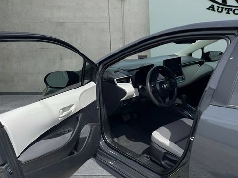 Used 2026 Toyota Corolla LE FWD image 9