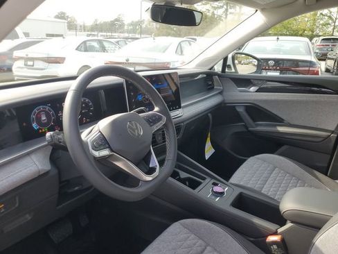New 2026 Volkswagen Tiguan S FWD image 18