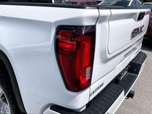 Used 2023 GMC Sierra 1500 Denali w/ Denali Reserve Package AWD/4WD image 42