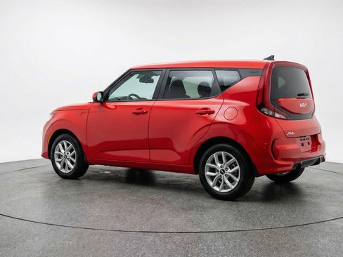 Used 2025 Kia Soul LX w/ LX Technology Package image 6
