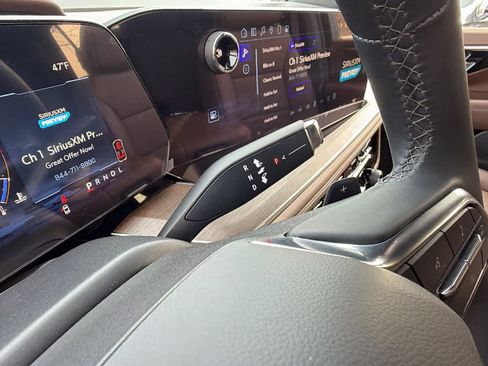 Used 2025 Chevrolet Tahoe High Country w/ Sun And Tow Package image 13