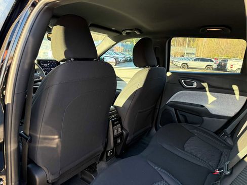 New 2025 Jeep Compass Sport AWD/4WD image 28