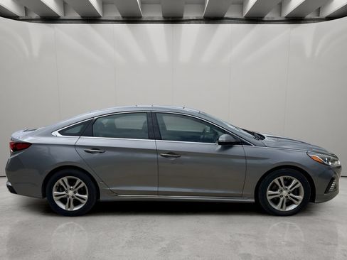 Used 2018 Hyundai Sonata Sport w/ Cargo Package FWD image 5