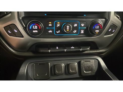 Used 2016 Chevrolet Silverado 1500 LTZ w/ Sport Package AWD/4WD image 14