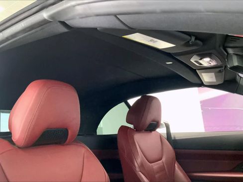 Used 2022 BMW 430i xDrive Convertible w/ M Sport Package image 27