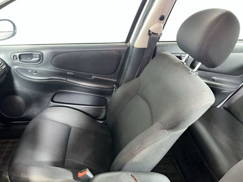 Used 2003 Dodge Neon SXT FWD image 24