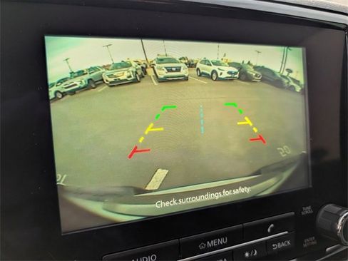 Used 2023 Nissan Frontier SV w/ Midnight Edition Package image 13