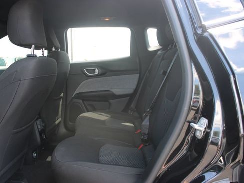 Used 2024 Jeep Compass Sport AWD/4WD image 23