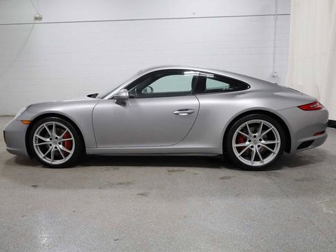 Certified 2018 Porsche 911 Carrera 4S image 2