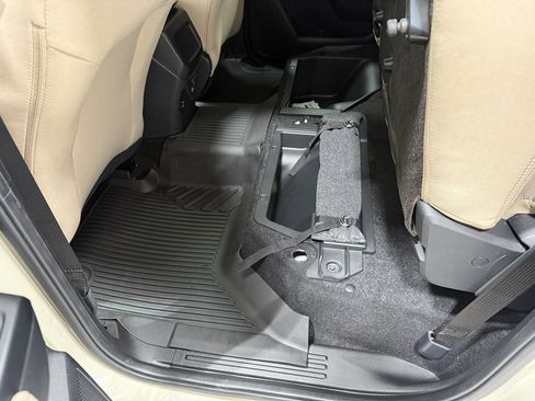 Used 2025 Ford Ranger XLT w/ FX4 Off-Road Package image 56