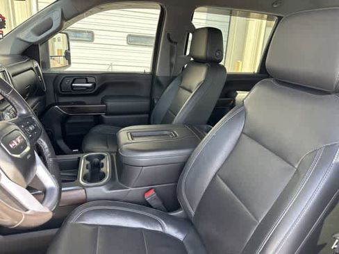 Used 2020 GMC Sierra 2500 SLT w/ SLT Convenience Package image 3