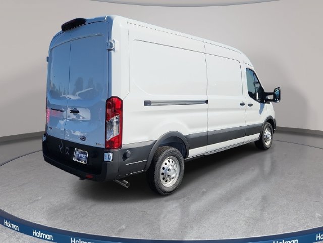 New 2026 Ford Transit 250 148 Medium Roof Extended AWD w/ Load Area Protection Package image 4