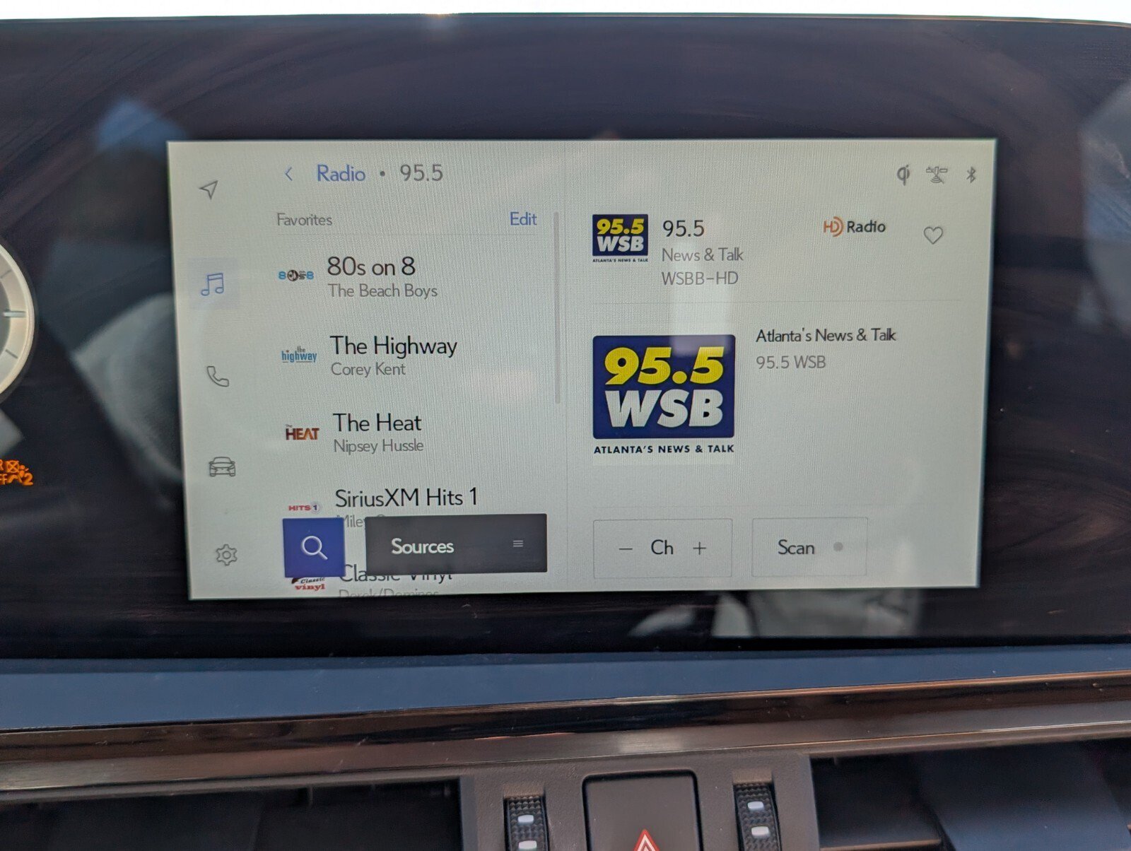 Used 2025 Lexus ES 350 w/ Premium Package FWD image 10