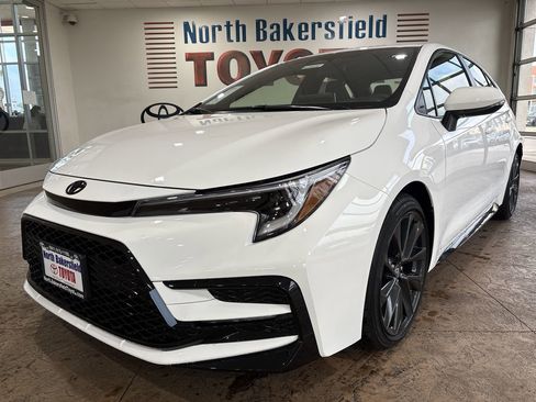 New 2026 Toyota Corolla SE image 6