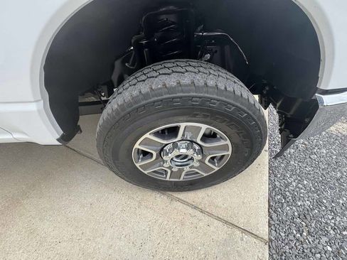 Used 2025 Ford F250 Lariat AWD/4WD image 37