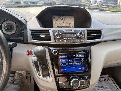 Used 2016 Honda Odyssey EX-L image 14