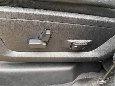 Used 2024 RAM 2500 Laramie w/ Safety Group AWD/4WD image 17