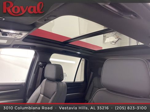 Used 2023 GMC Yukon Denali w/ LPO, Floor Liner Package image 17