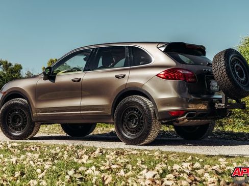 Used 2013 Porsche Cayenne AWD/4WD image 58