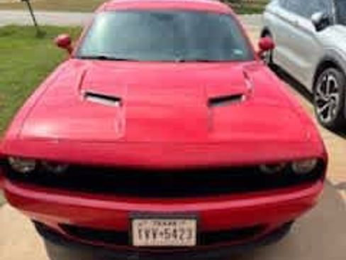 Used 2023 Dodge Challenger SXT w/ Blacktop Package RWD image 2