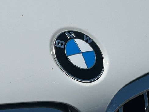 Used 2017 BMW X5 xDrive40e AWD/4WD image 11