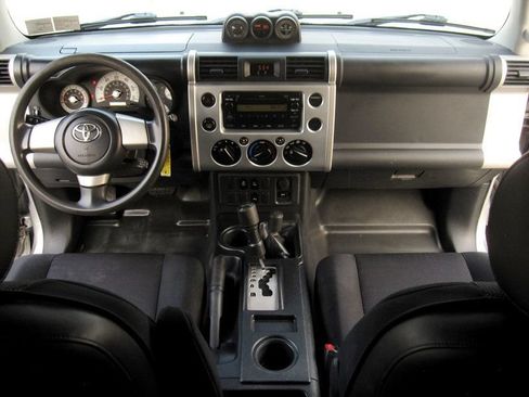 Used 2008 Toyota FJ Cruiser 4WD w/ Convenience Pkg image 20