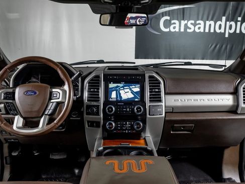 Used 2017 Ford F250 King Ranch w/ King Ranch Ultimate Package AWD/4WD image 14