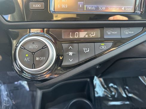 Used 2015 Toyota Prius C Two image 19