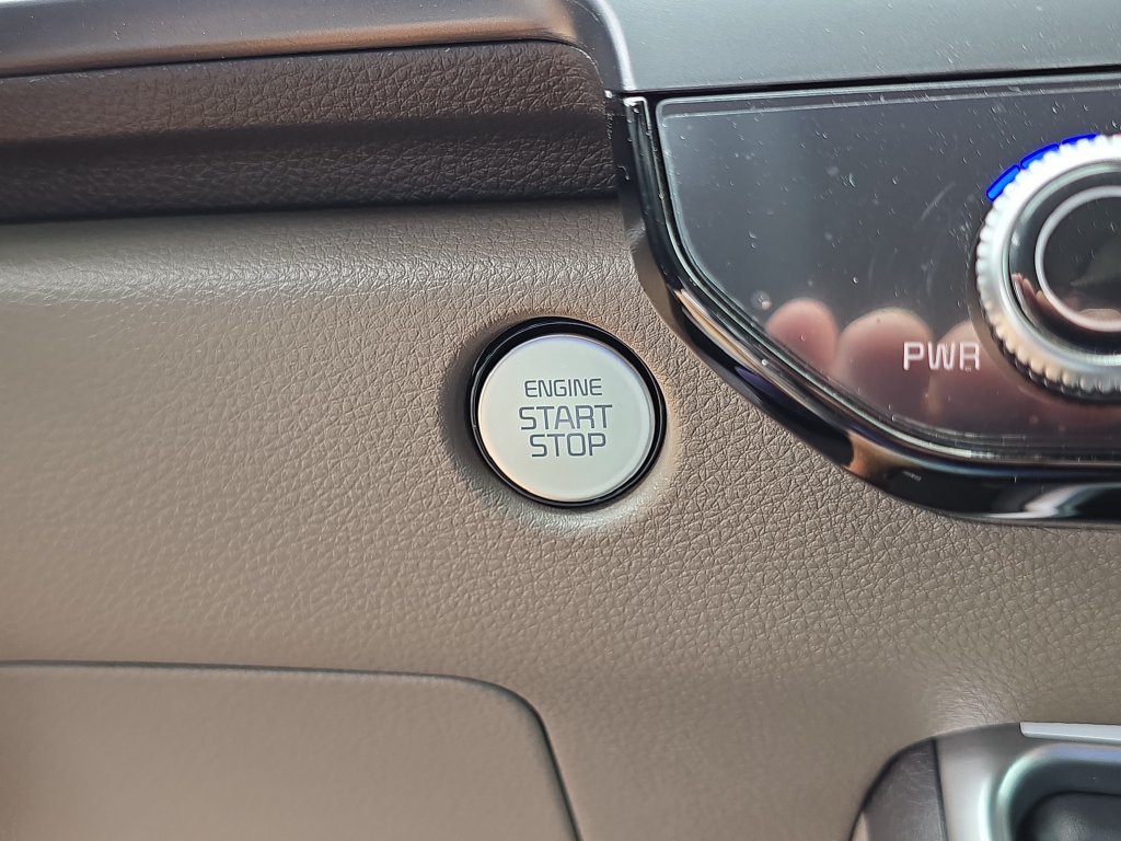 New 2027 Kia Carnival FWD image 27