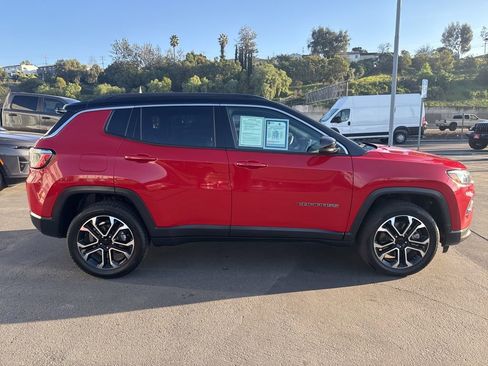 Used 2023 Jeep Compass Limited image 9