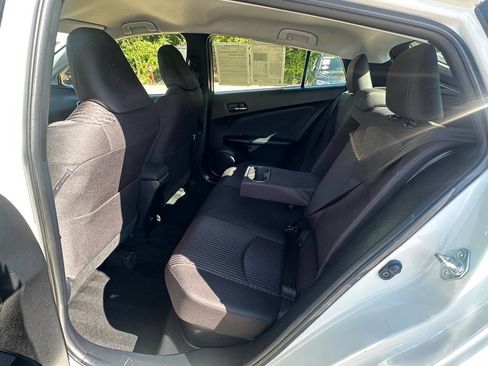 Used 2016 Toyota Prius Three Touring image 21