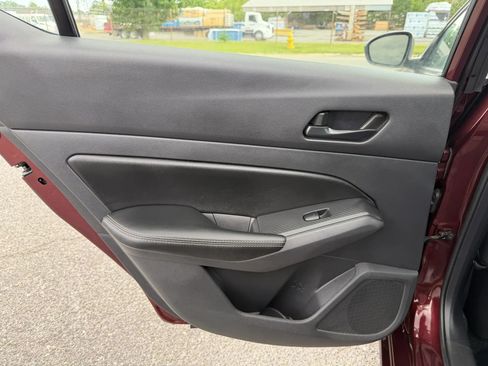 Used 2025 Nissan Altima 2.5 SV FWD image 22