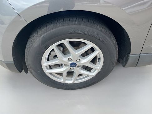 Used 2022 Ford Edge SEL AWD/4WD image 29