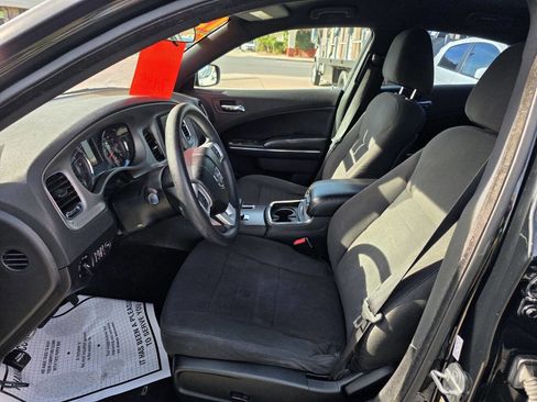Used 2013 Dodge Charger SE image 22