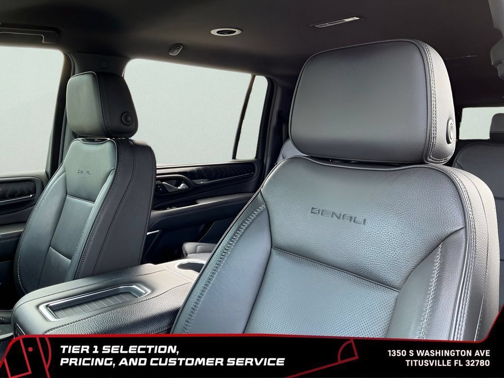 Used 2024 GMC Yukon XL Denali RWD image 15