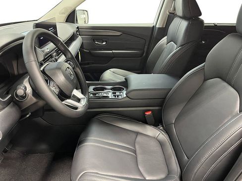New 2026 Honda Pilot Touring image 16