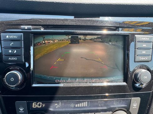 Used 2020 Nissan Rogue Sport SV AWD/4WD image 14