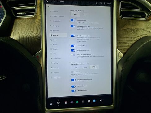 Used 2017 Tesla Model X 90D image 27