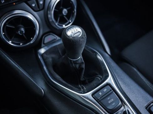 Used 2019 Chevrolet Camaro LT w/ 1LE Track Performance Package image 10