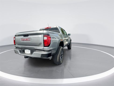 New 2025 GMC Canyon Elevation w/ Convenience Package image 8