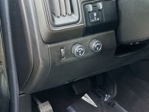 Used 2019 GMC Canyon SLT w/ Trailering Package AWD/4WD image 12