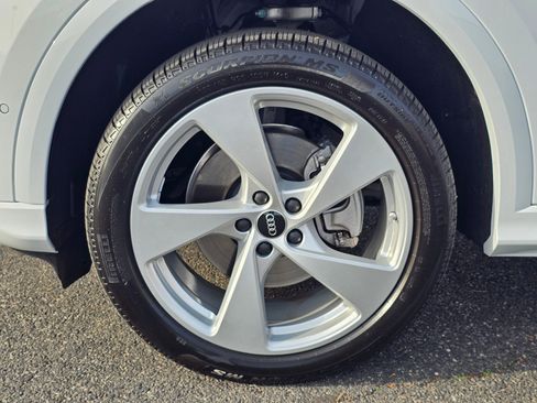 Certified 2025 Audi Q5 Premium Plus w/ Premium Plus image 8