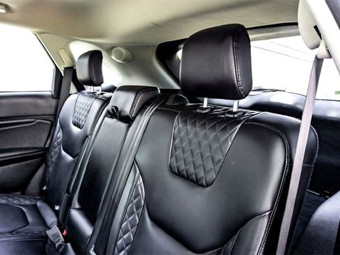 Used 2024 Ford Edge Titanium image 26