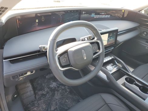 New 2026 Lincoln Nautilus Reserve w/ Jet Appearance Package image 13