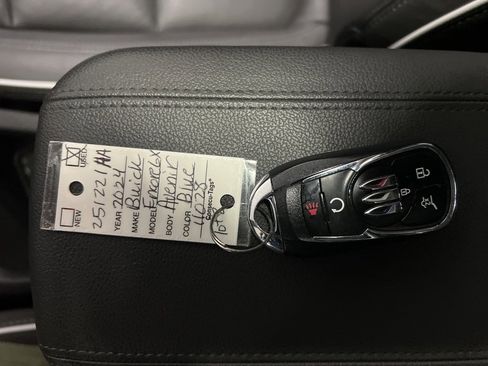 Certified 2024 Buick Encore GX Avenir w/ Avenir Technology Package image 21