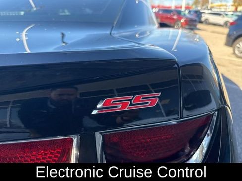 Used 2010 Chevrolet Camaro SS w/ RS Package RWD image 34