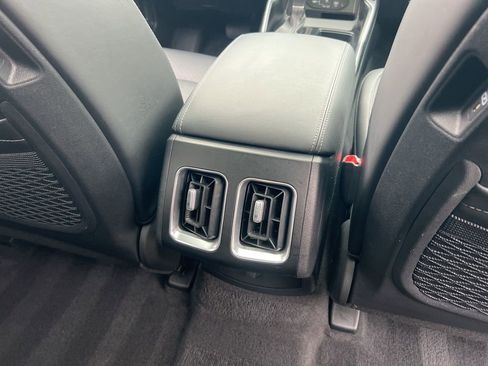 Certified 2025 Kia Sorento X-Line EX image 21